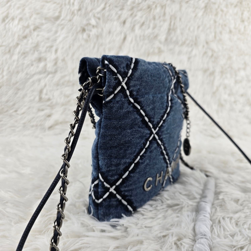 Ch**el hobo 22 bags